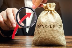 Bankruptcy paperwork representing reasons Chapter 13 cases get dismissed in New York